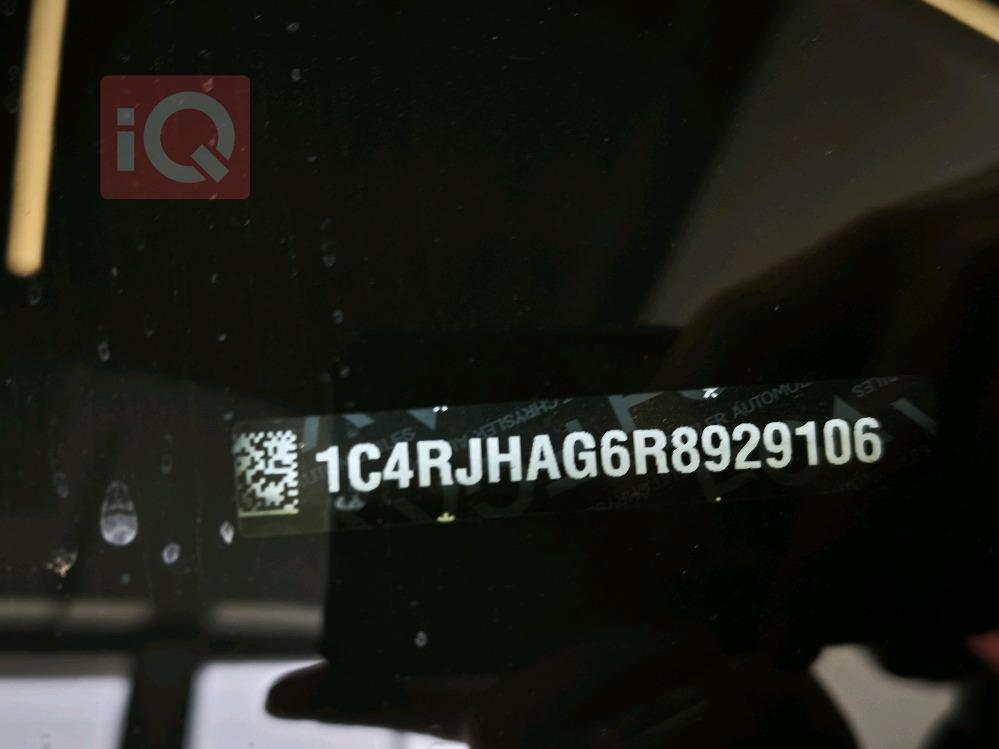 جيب جراند شيروكي